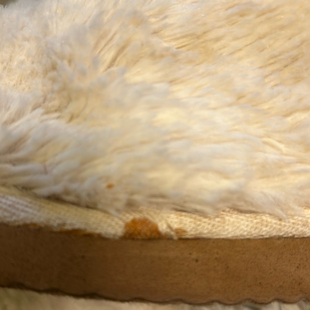 High Top Slippers - Picture 9 of 10